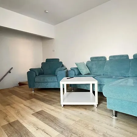 Apartament 80M2 *