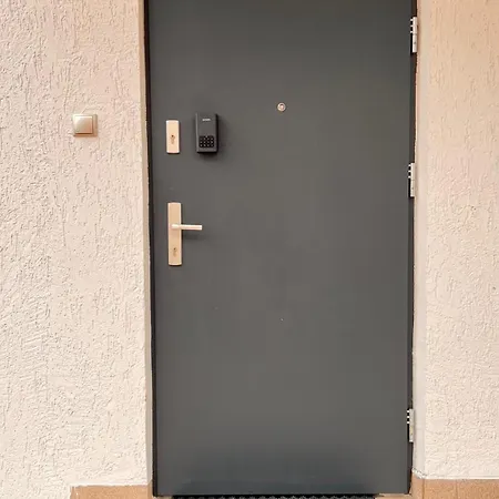 80m2 Na Wylacznosc トチェフ