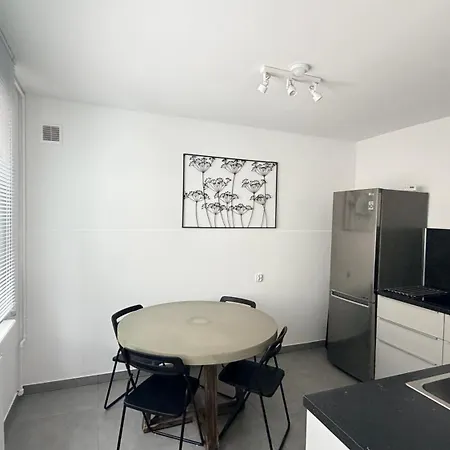 Apartament 80M2 *